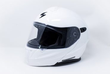 Angle view of Scorpion GT920